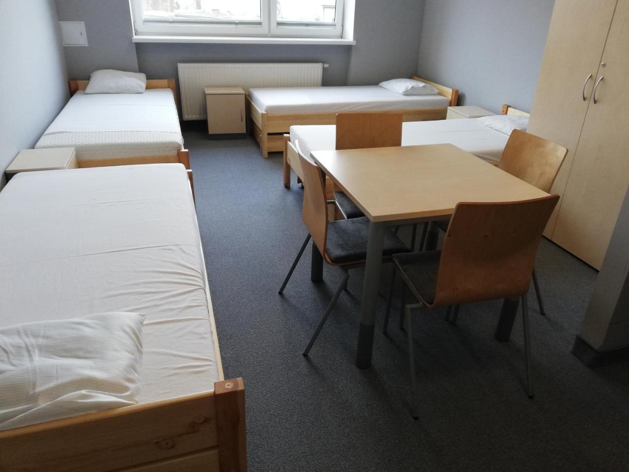 Hostel Guido Забже Екстер'єр фото